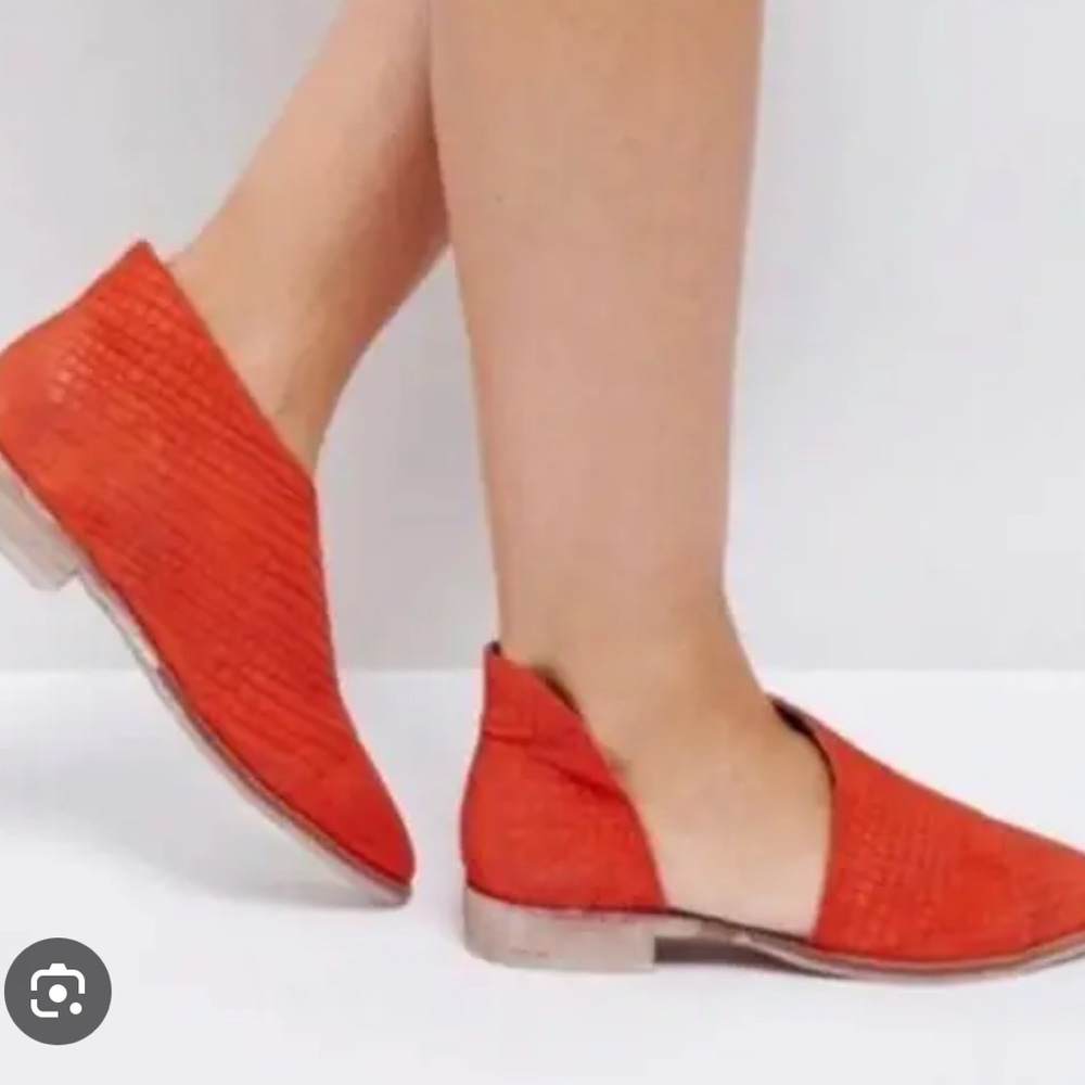 Free People Royal d’Orsay flats red suede sz 8